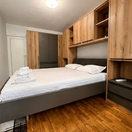 Elegant 2br • Sea Garden & Center Apartament Warna