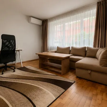 Elegant 2br • Sea Garden & Center